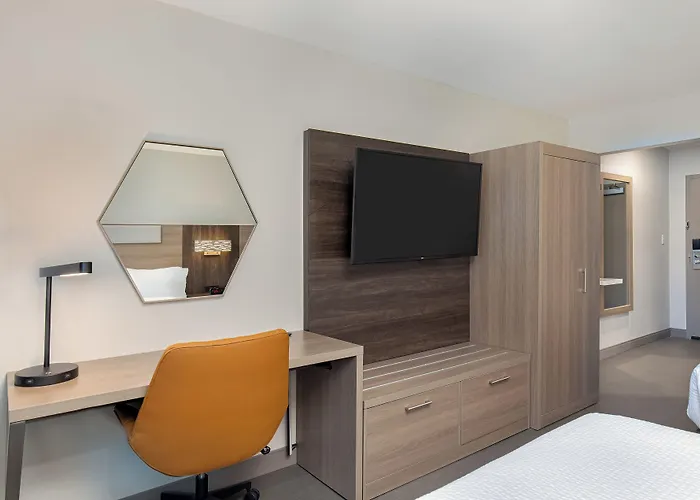 Holiday Inn Express Atlanta Airport - North By Ihg