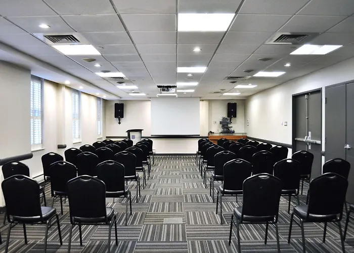 Doubletree By Hilton Ottawa Downtown
