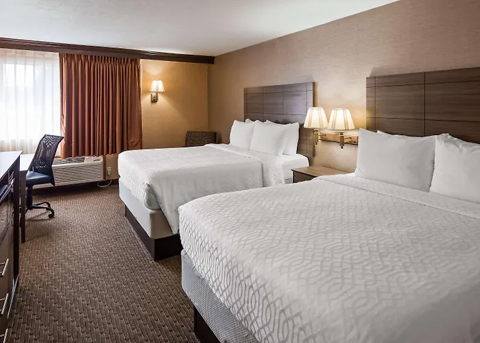 Best Western Plus North Canton Inn & Suites