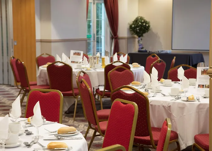 Best Western Homestead Court Hotel