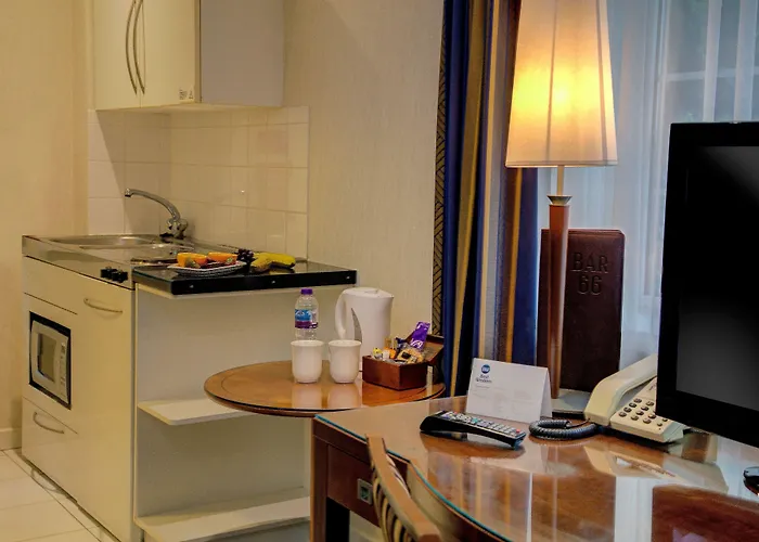 Best Western Homestead Court Hotel