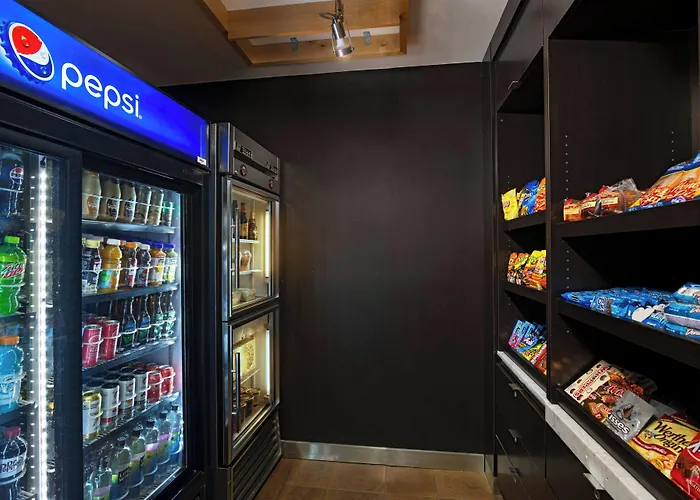 Courtyard By Marriott Laredo
