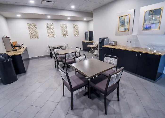 Euro-Suites Hotel