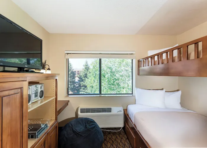 Grand Canyon Hotel & Suites