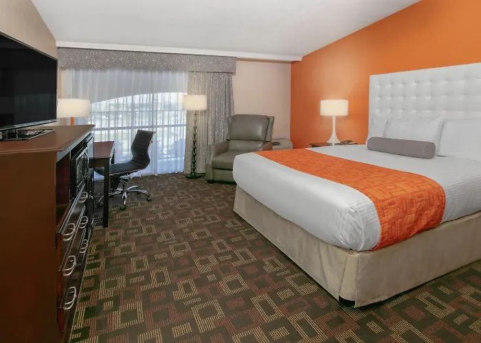 Howard Johnson By Wyndham Oklahoma City Okc Airport, Near Fairgrounds, I40