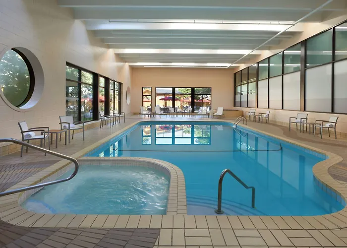 Four Points By Sheraton Toronto Airport