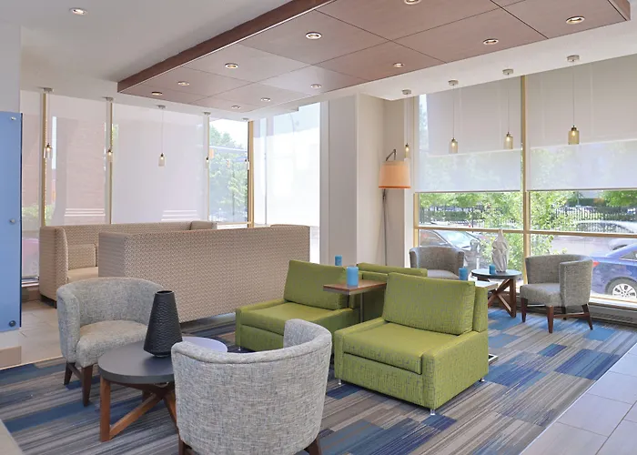 Holiday Inn Express & Suites Buffalo Downtown, Ny