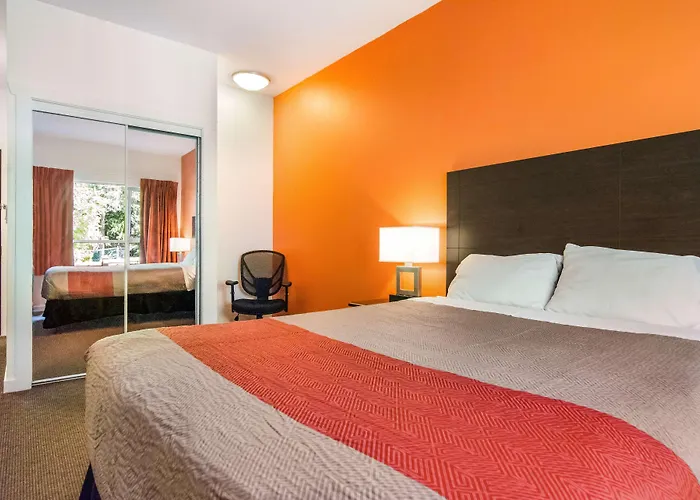 Motel 6 Surrey, Bc