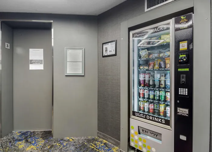 Best Western Premier Chateau Granville Hotel & Suites & Conference Centre