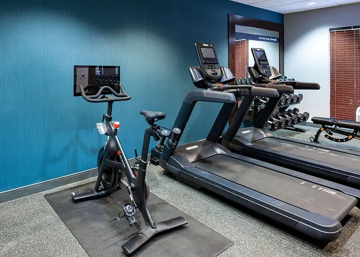 Hampton Inn & Suites Mobile I-65@ Airport Boulevard