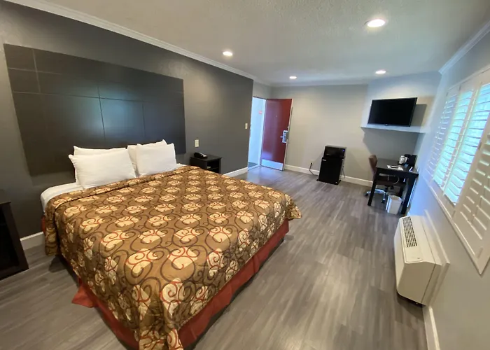 Budget Inn Of Hayward