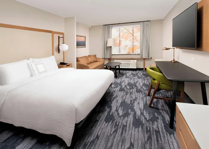 Fairfield Inn & Suites By Marriott Alexandria West/Mark Center