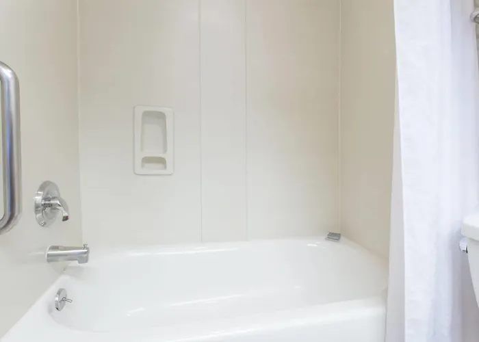Hawthorn Suites By Wyndham Livermore