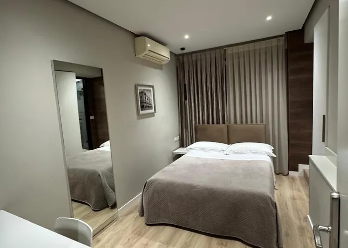 Hotel Oresti Center