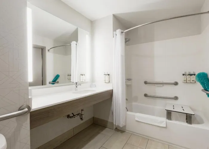 Holiday Inn Express Bothell By Ihg
