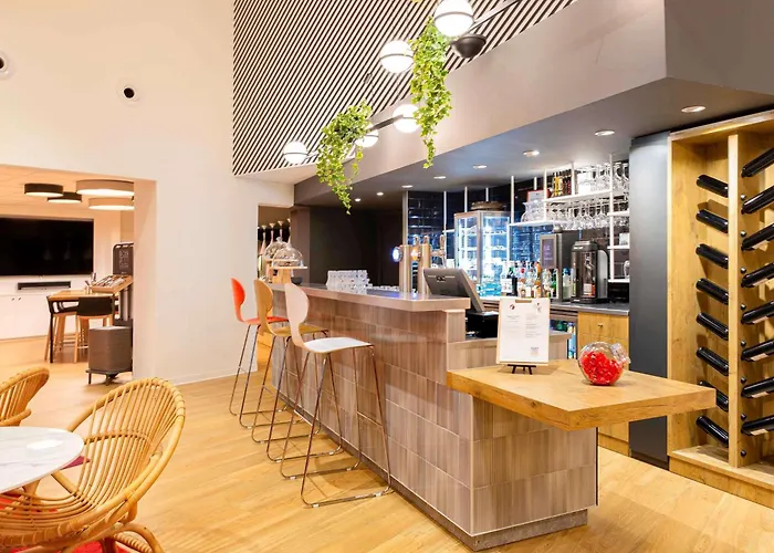 Ibis Tours Sud
