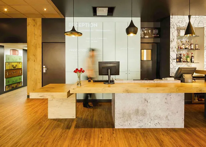Ibis Versailles Chateau