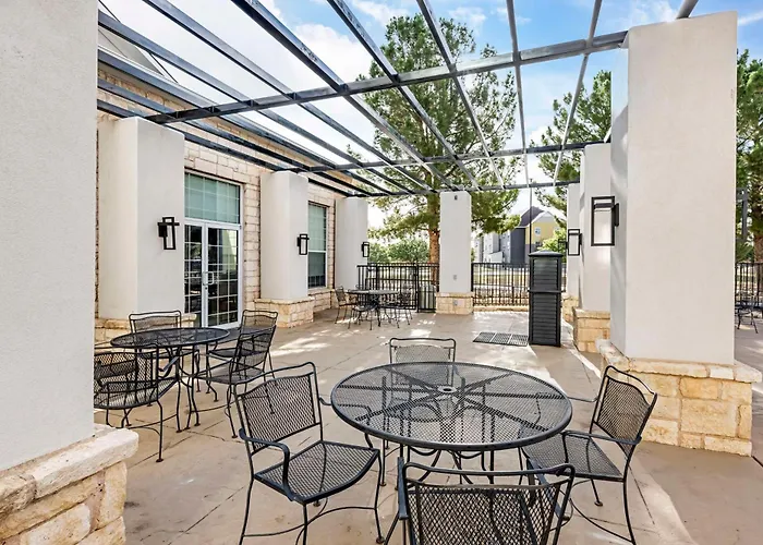 Best Western Lubbock West Inn & Suites