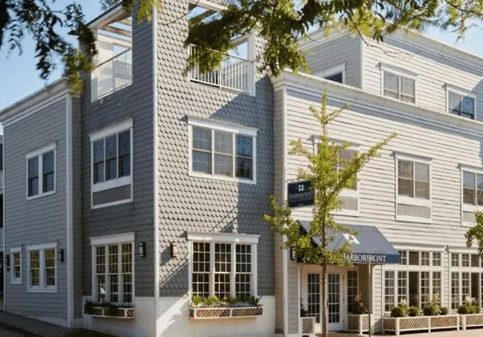 The Harbor Front Inn