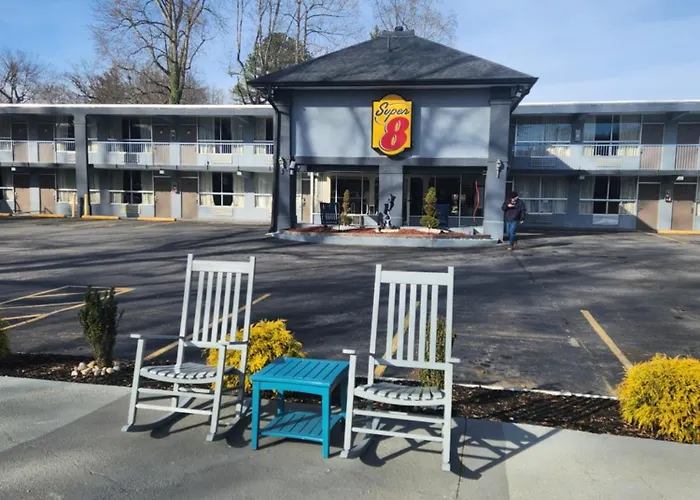 Super 8 By Wyndham Black Mountain Asheville East