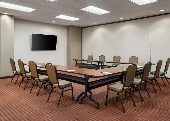 Hyatt House Denver Downtown