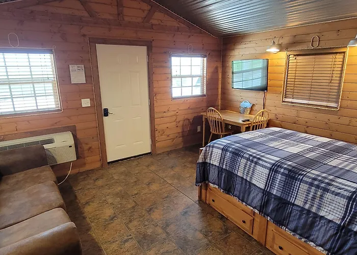 Stateline Cabin