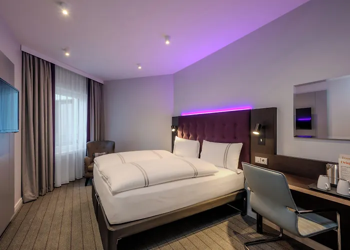Premier Inn Koeln City Mediapark
