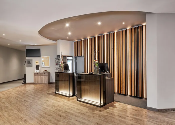Sunday Hotel Koeln Huerth