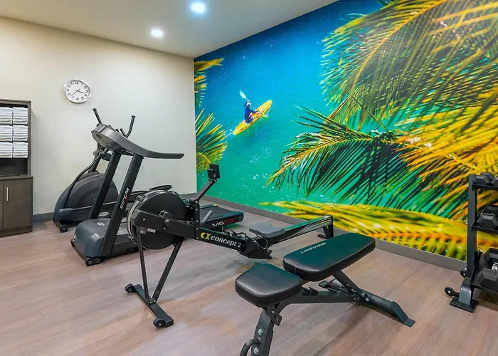 Coral Pointe Sarasota, An Ascend Collection Hotel