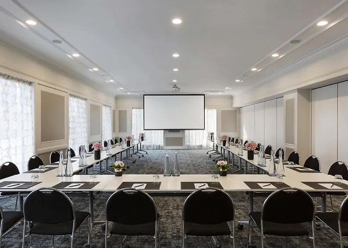 Moevenpick Hotel Auckland