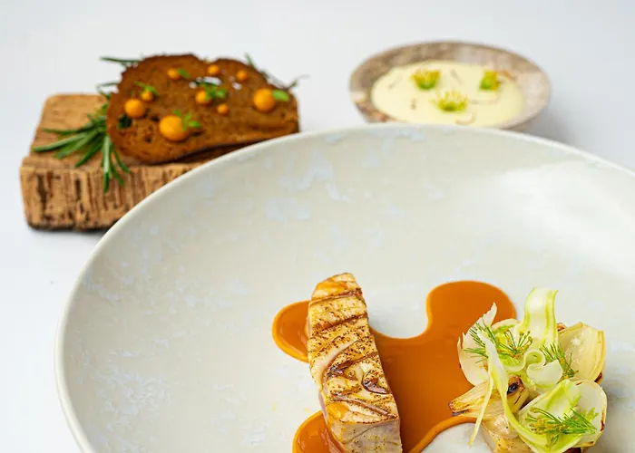 Le Vallon De Valrugues Hotel Spa & Villas