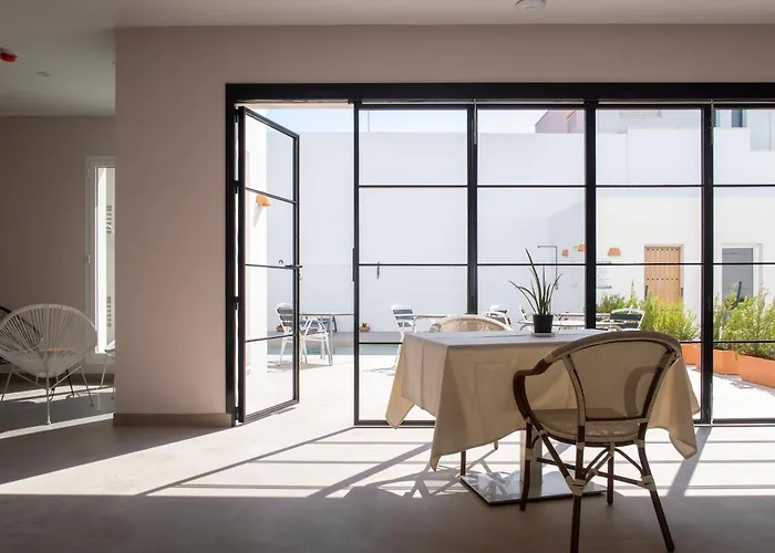Hotel Senderos