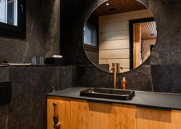 Beana Laponia - Wilderness Boutique Hotel With Safaris
