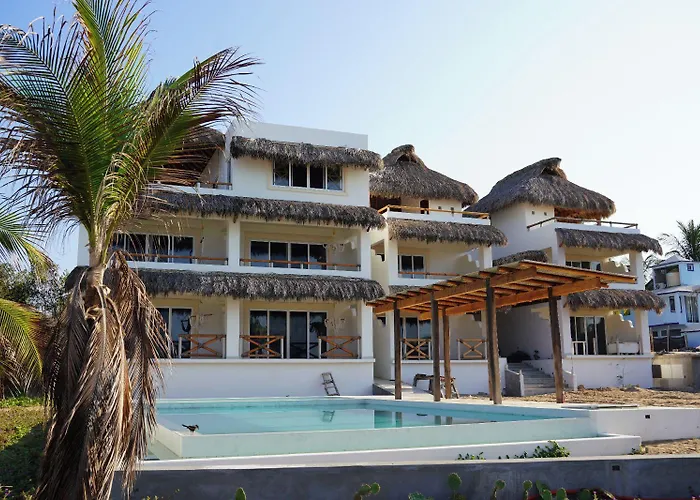 Pacific Dreams Hotel Suites