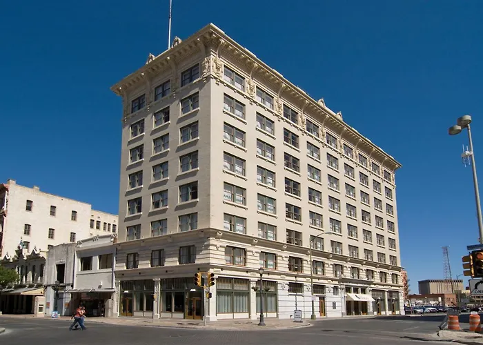 Hotel Gibbs Downtown Riverwalk