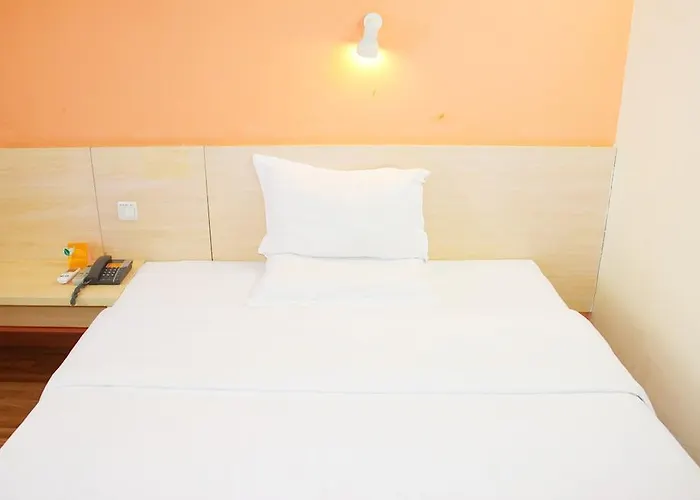 7Days Inn Luoyang Zhongzhou Road Hall Of Enlightened Rule