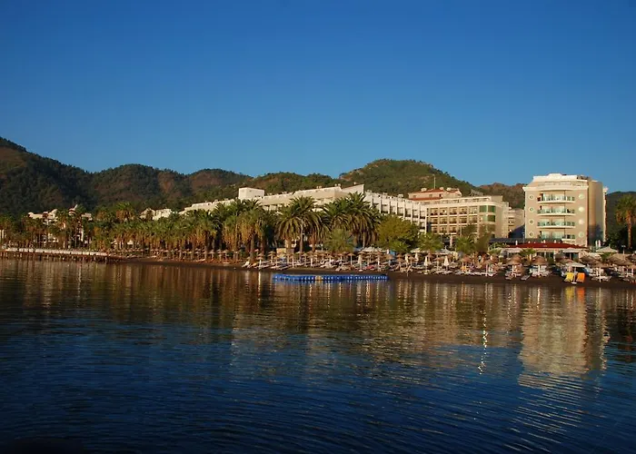 Pasa Beach Hotel