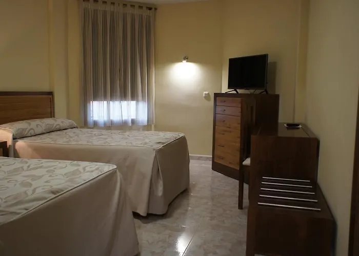 Hotel Puente Romano