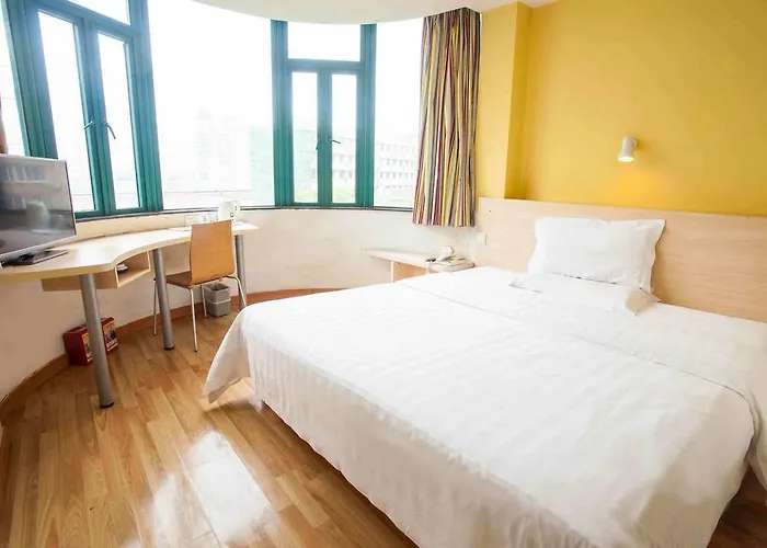7Days Inn Guiyang West Yan'An Road