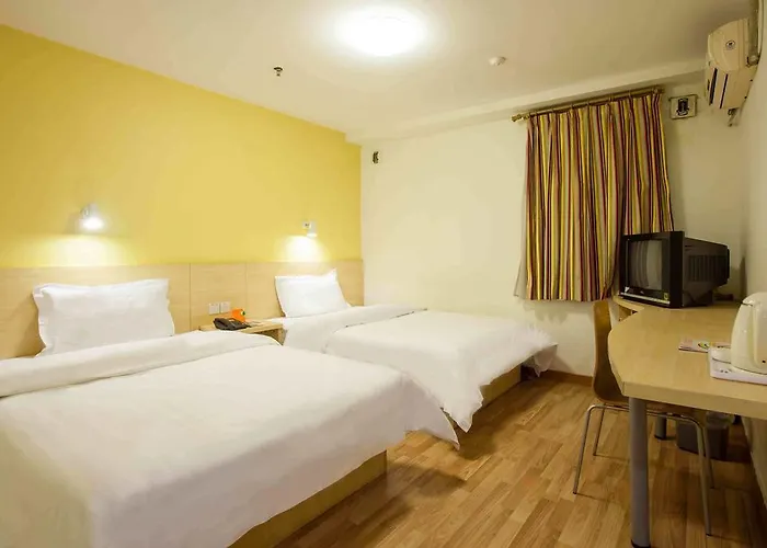 7Days Inn Urumqi Yan An Road Branch