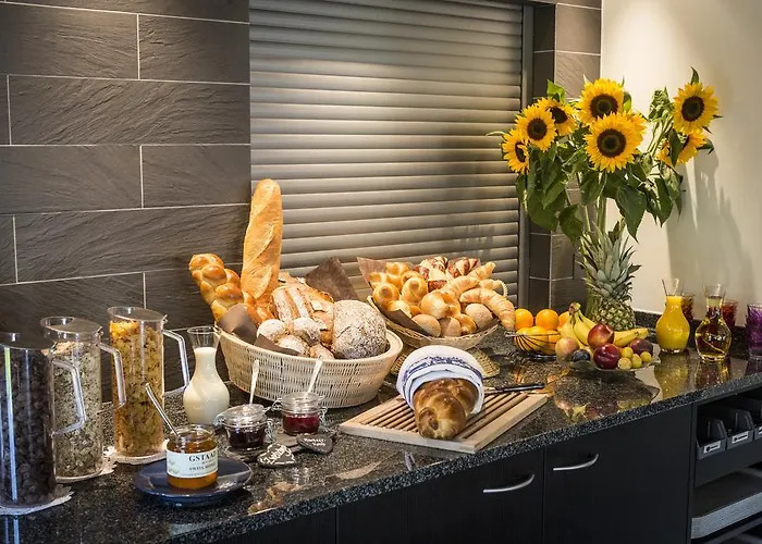 Le Petit Relais