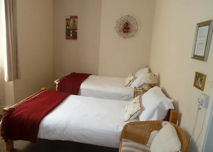 The Owls Crest House B&B
