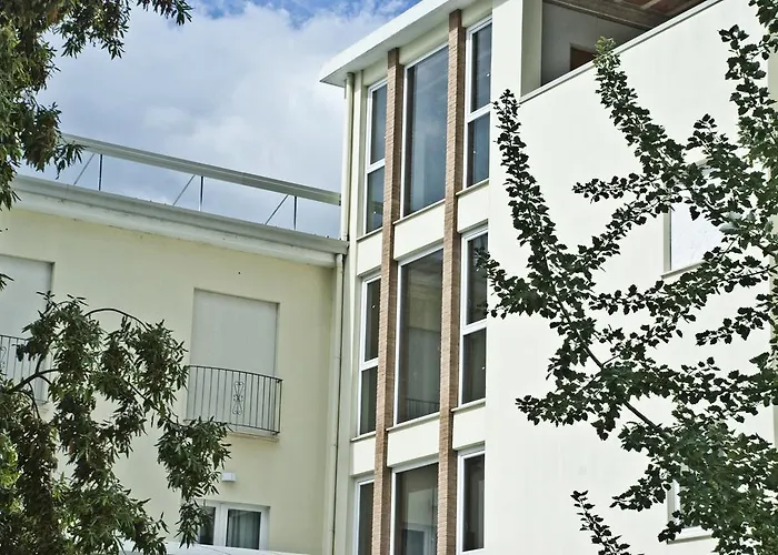 Hotel 4 Strade