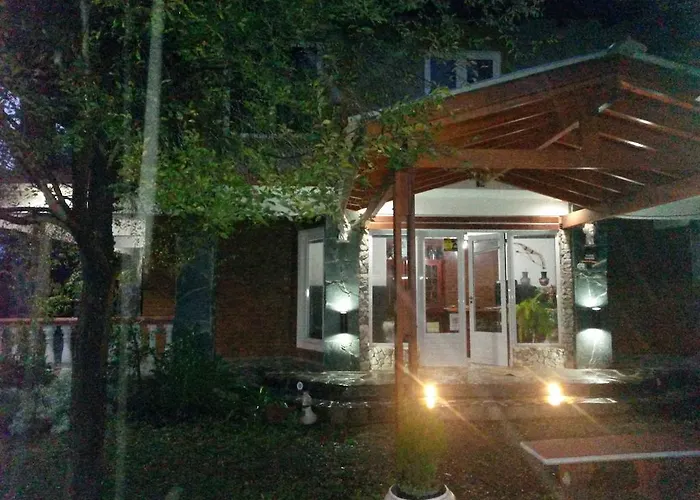 Hotel Foxes