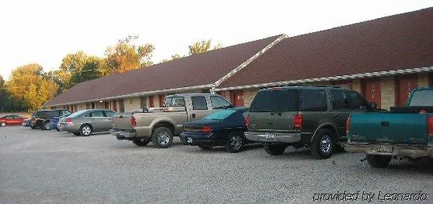 Budget Host Inn - Emporia