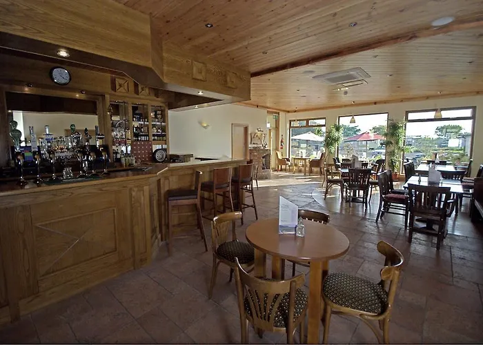 Beach Hotel & Restaurant