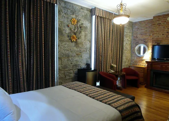 Hotel Manoir De L'Esplanade