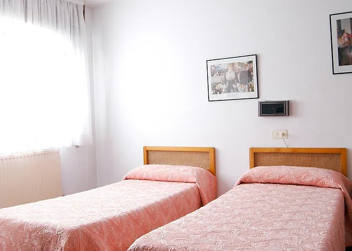 Hostal Charo II