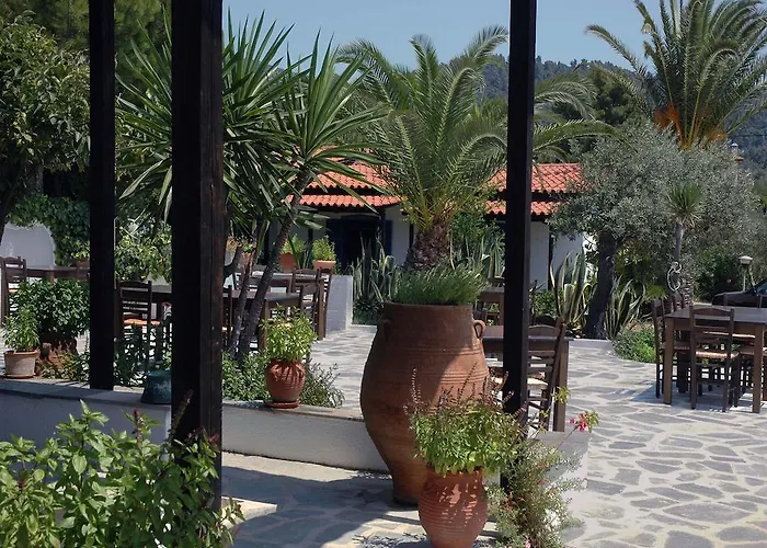 Skites Hotel Bungalows