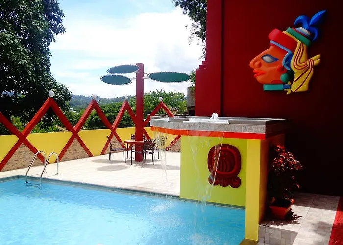 Hotel Maya Vista